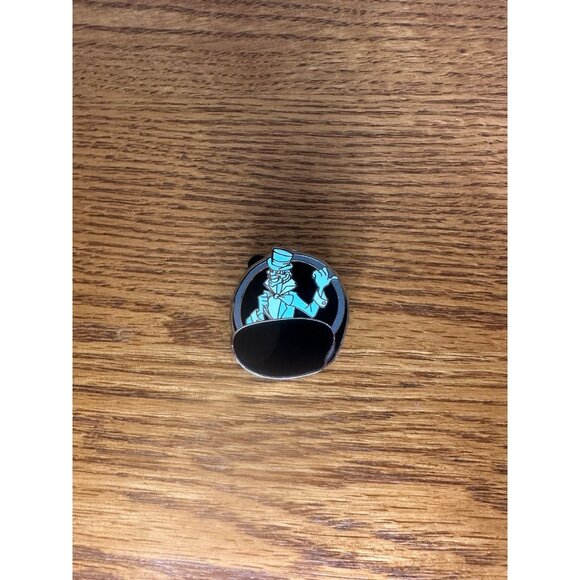 Disney Trading Pin Disney Store haunted mansion Disney Parks Adventure - Picture 1 of 2